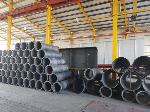 Construction of steel pipes used in the water transmission line with a diameter of 20 inches and a length of 4000 meters, Turkmenistan