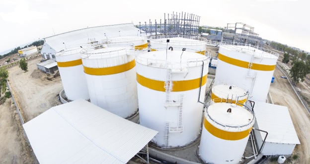 Construction of 6 oil storage tanks with a capacity of 11 thousand m3 in Amirabad port